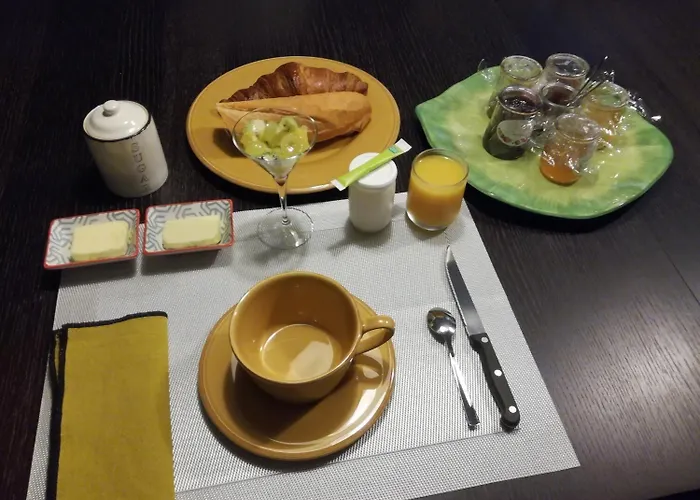 Rose Blanche לינה וארוחת בוקר Le Lude